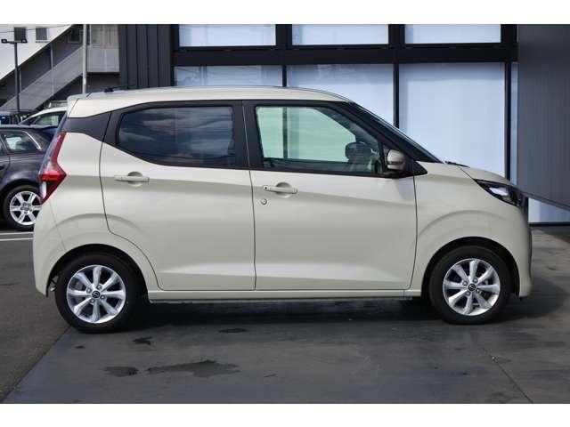 デイズ ６６０　Ｘ　社用車ＵＰ／純正９インチメモリーナビ・フルセ（4枚目）