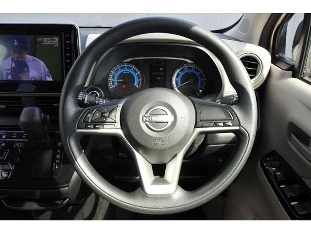 デイズ ６６０　Ｘ　社用車ＵＰ／純正９インチメモリーナビ・フルセ（11枚目）