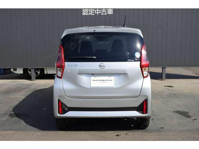 デイズ ６６０　Ｘ　社用車ＵＰ／純正９インチメモリーナビ・フルセ（7枚目）