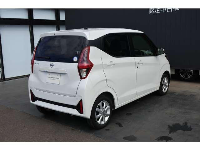 デイズ ６６０　Ｘ　社用車ＵＰ／純正９インチメモリーナビ・フルセ（8枚目）