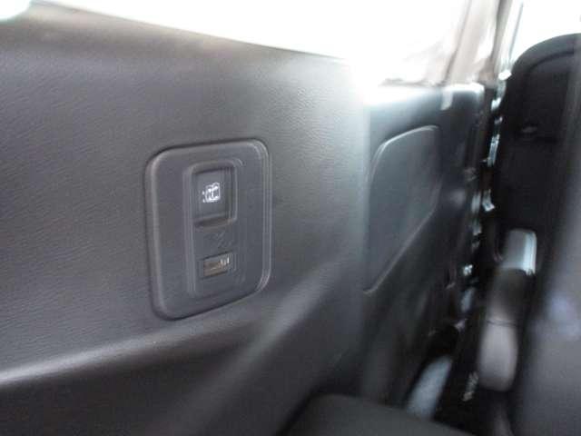 セレナ 1.2 e-POWER ハイウェイスター V(20枚目)