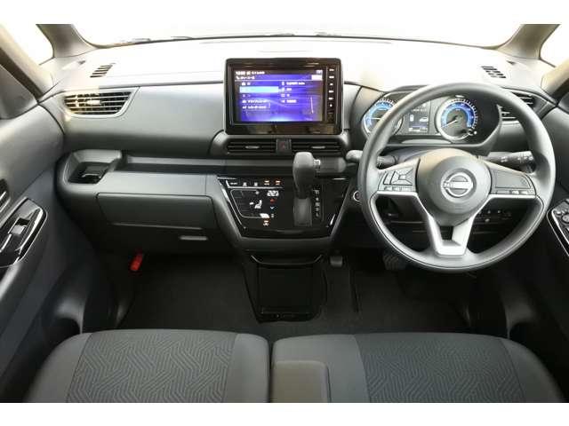 ルークス ６６０　ハイウェイスターＸ　社用車ＵＰ／純正９インチメモリー・フルセグ・（3枚目）