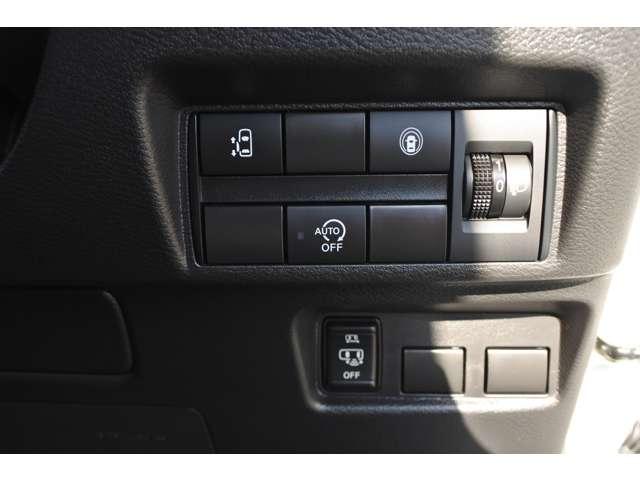 ルークス ６６０　ハイウェイスターＸ　社用車ＵＰ／純正９インチメモリーナビ・フルセ（12枚目）