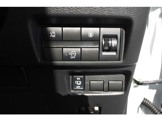 ルークス ６６０　ハイウェイスターＸ　社用車ＵＰ／純正９インチメモリーナビ・フルセ（12枚目）