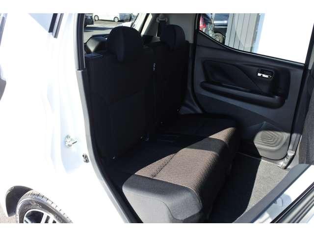 デイズ ６６０　ハイウェイスターＸ　社用車ＵＰ／純正９インチメモリーナビ・フルセ（17枚目）