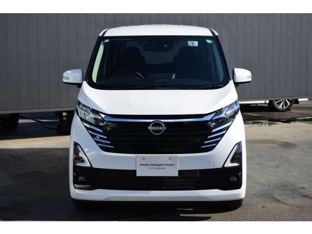 デイズ ６６０　ハイウェイスターＸ　社用車ＵＰ／純正９インチメモリーナビ・フルセ（2枚目）