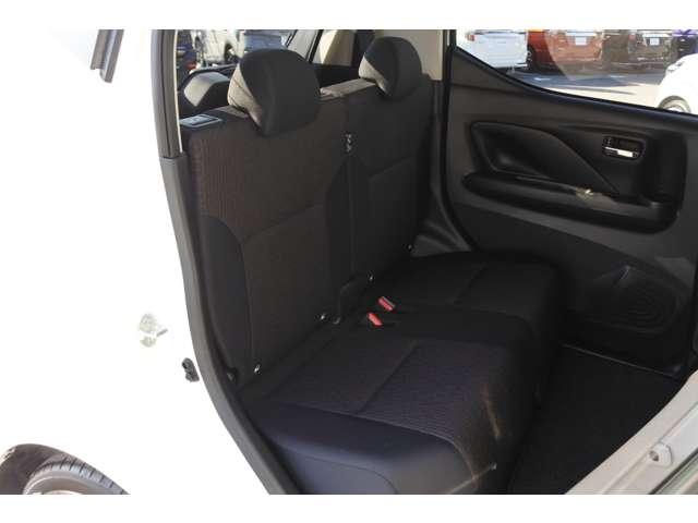 デイズ ６６０　ハイウェイスターＸ　社用車ＵＰ／純正９インチメモリーナビ・フルセ（17枚目）