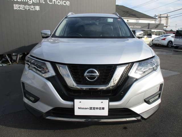 エクストレイル ２．０　２０Ｘｉ　Ｖセレクション　２列車　４ＷＤ　ワンオーナー／純正９インチメモリーナビ・フ（3枚目）