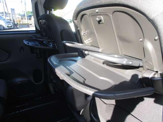 セレナ １．２　ｅ－ＰＯＷＥＲ　ハイウェイスター　Ｖ　プロパイロット／ナビ／全方位モニター／踏み（18枚目）