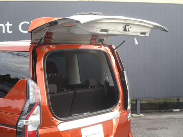 セレナ 2.0 ハイウェイスター V プロパイロット/ナビ/全方位モニター/踏み(13枚目)