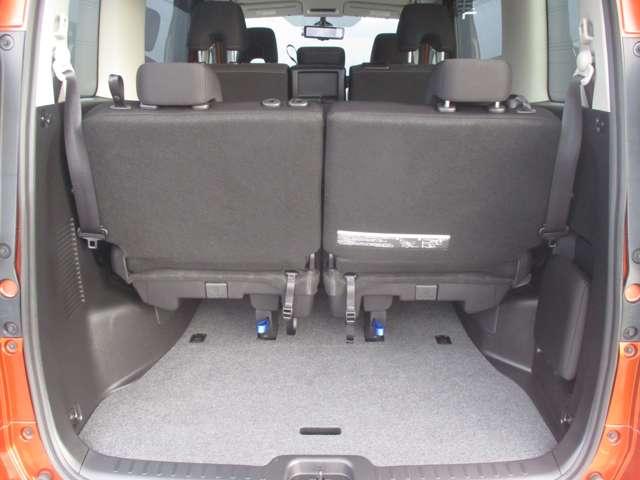 セレナ 2.0 ハイウェイスター V プロパイロット/ナビ/全方位モニター/踏み(17枚目)