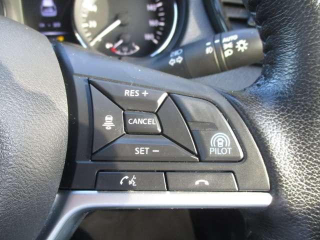 エクストレイル ２．０　２０Ｘｉ　Ｖセレクション　２列車　４ＷＤ　プロパイロット／ナビ／全方位モニター／踏み（16枚目）