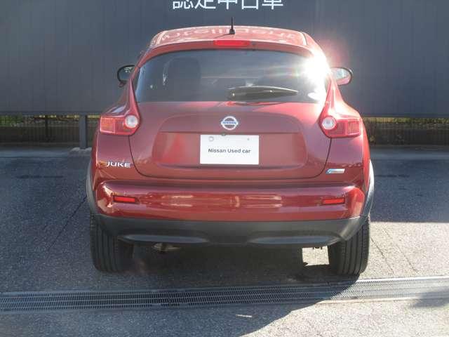 ジューク １．５　１５ＲＸ　タイプＶ　ナビ／バックカメラ／フロントフォグランプ／（6枚目）