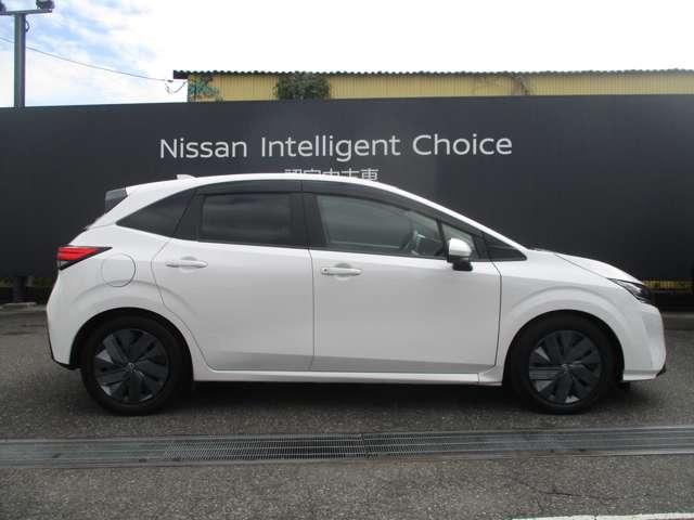 ノート １．２　Ｘ　ナビ／全方位モニター／踏み間違い防止／衝突（8枚目）