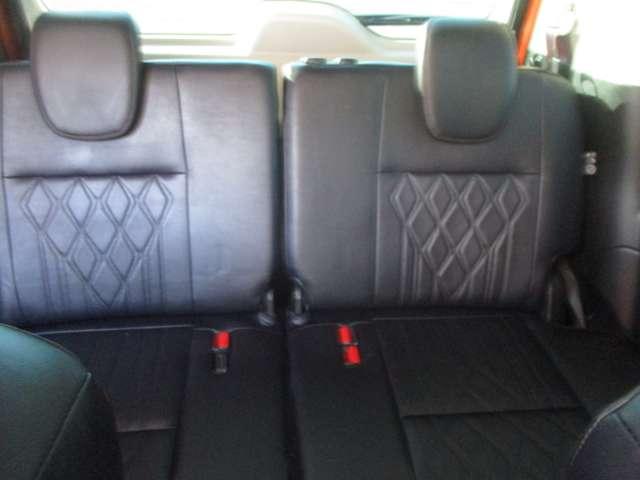 セレナ 1.2 e-POWER ハイウェイスター G プロパイロット/ナビ/全方位モニター/後席(14枚目)