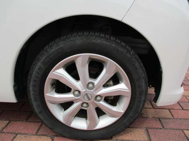 デイズルークス 660 X Vセレクション ナビTV アラウンドビューモニター ETC 踏み間違い衝突防止 W電動ドア スマキー ナビTV i-stop ETC ワンオ-ナ-車 アルミホイール バックカメラ キーフリー サイドカメラ ドライブレコーダー オートエアコン メモリーナビ(13枚目)