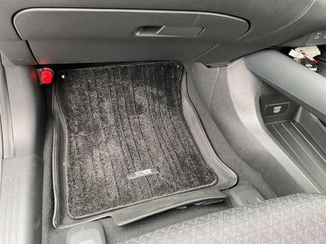 オーラ 1.2 G メモリーナビ アラウンドビュー 自動(被害軽減)ブレーキ 試乗車アップ LED LKA サイドカメラ ETC ドライブレコーダー カーテンエアバッグ イモビライザー アルミホイール 禁煙 インテリジェントキー パワーウィンドウ(15枚目)