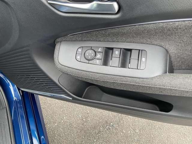 オーラ 1.2 G メモリーナビ アラウンドビュー 自動(被害軽減)ブレーキ 試乗車アップ LED LKA サイドカメラ ETC ドライブレコーダー カーテンエアバッグ イモビライザー アルミホイール 禁煙 インテリジェントキー パワーウィンドウ(18枚目)