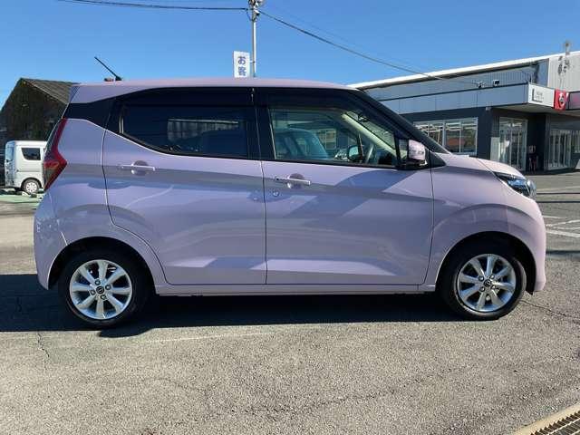 デイズ 660 X アラウンドM 踏み間違え防止 禁煙 スマートキー 1オーナー ETC レーンキープ アイドリングストップ ドライブレコーダー キーレス フルオートエアコン ナビTV WAB 記録簿 運転席エアバック(4枚目)