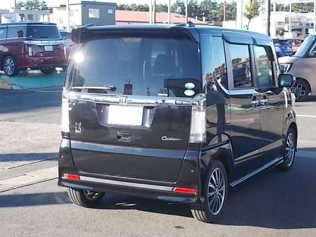 N-BOX 660 G ターボSSパッケージ メモリーナビ TV バックカメラ Aストップ フルオートエアコン 両側自動ドア ナビテレビ ワンセグTV イモビライザー キーフリーシステム スマ-トキ- パワーウインドウ Bカメ クルーズC サイドエアバッグ パワステ Wエアバック(2枚目)