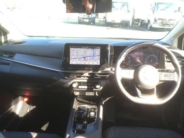 オーラ 1.2 G メーカーナビ ETC ドラレコ 自動(被害軽減)ブレーキ 試乗車アップ LED LKA サイドカメラ ETC ドライブレコーダー カーテンエアバッグ イモビライザー アルミホイール インテリジェントキー パワーウィンドウ ナビTV(11枚目)