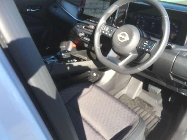 オーラ 1.2 G メーカーナビ ETC ドラレコ 自動(被害軽減)ブレーキ 試乗車アップ LED LKA サイドカメラ ETC ドライブレコーダー カーテンエアバッグ イモビライザー アルミホイール インテリジェントキー パワーウィンドウ ナビTV(12枚目)