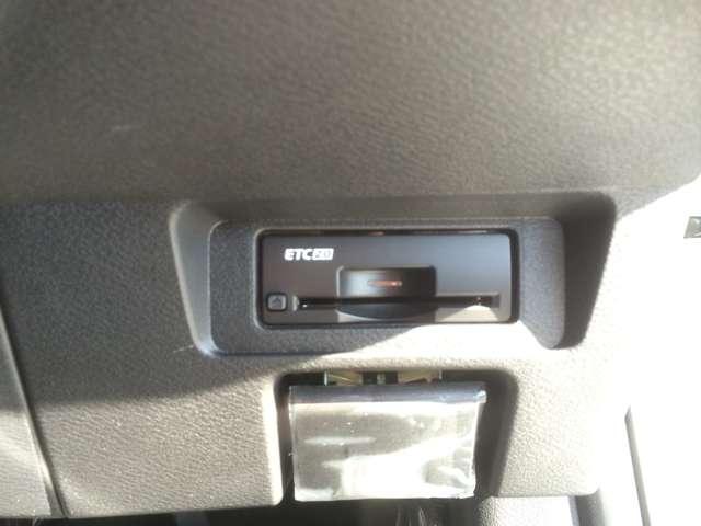 オーラ 1.2 G メーカーナビ ETC ドラレコ 自動(被害軽減)ブレーキ 試乗車アップ LED LKA サイドカメラ ETC ドライブレコーダー カーテンエアバッグ イモビライザー アルミホイール インテリジェントキー パワーウィンドウ ナビTV(13枚目)