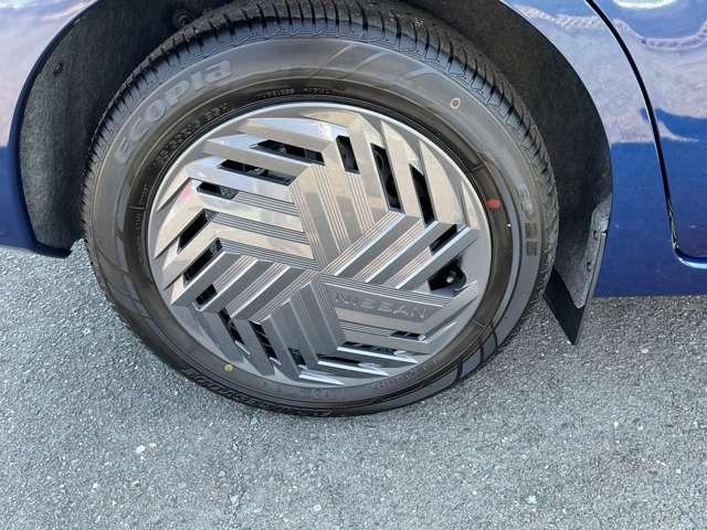 ノート 1.2 X 衝突被害軽減ブレ-キ 全方位カメラ LEDヘッドライト レーンアシスト インテリジェントキー ワンオーナー 整備記録簿 パワーウィンドウ オートエアコン キーレス ABS 運転席エアバッグ(11枚目)