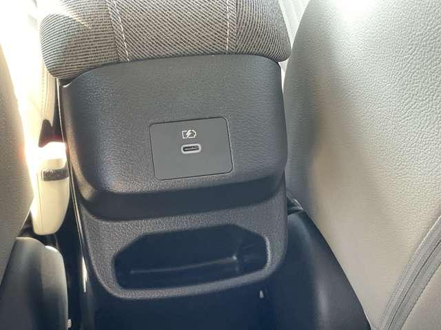 オーラ １．２　Ｇ　ＦＯＵＲ　レザーエディション　４ＷＤ　メモリーナビ　プロパイロット　ワンオ－ナ－車　ＬＫＡ　試乗車　追従クルコン　禁煙　ＬＥＤライト　バックモニター　ドライブレコーダー　インテリキー　寒冷地仕様　４ＷＤ　ＥＴＣ　アルミ　サイドカメラ　盗難警報器　キーレスエントリー（11枚目）