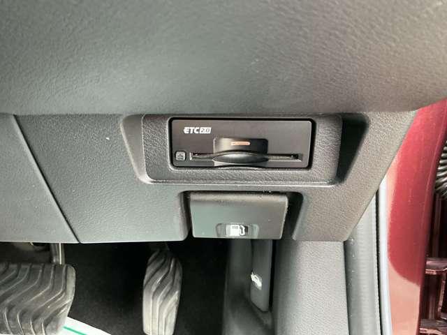 ノート 1.2 X ・メモリーナビ・アラウンドビューモニター 衝突被害軽減ブレ-キ 全方位カメラ ETC付 レーダークルーズ レーンアシスト インテリジェントキー ドラレコ アイドリングストップ 盗難防止システム ワンセグTV TVナビ サイドカーテンエアバック(15枚目)