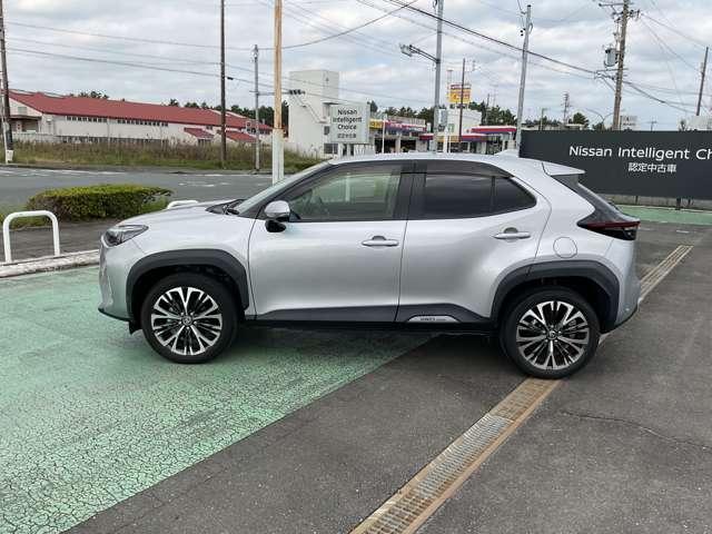 ヤリスクロス 1.5 ハイブリッド Z メーカーナビ ETC ドライブレコーダ インテリジェントキー アルミホイル レーンアシスト LEDライト 1オ-ナ- クルーズコントロール 整備記録簿 ナビTV メモリーナビゲーション パワステ オートエアコン キーフリー(3枚目)