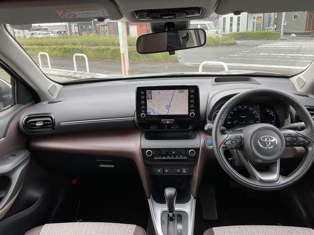 ヤリスクロス 1.5 ハイブリッド Z メーカーナビ ETC ドライブレコーダ インテリジェントキー アルミホイル レーンアシスト LEDライト 1オ-ナ- クルーズコントロール 整備記録簿 ナビTV メモリーナビゲーション パワステ オートエアコン キーフリー(4枚目)