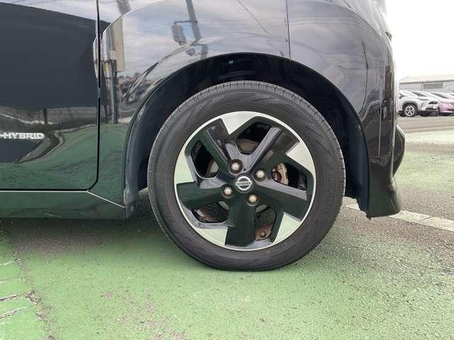 ルークス ６６０　ハイウェイスターＸ　ＭＭ３２０Ｄ－Ｌ純正メモリーナビ　ドラレコ　アイスト　衝突被害軽減ブレ－キ　マルチビューカメラ　車線逸脱警報装置　ＬＥＤ　スマートキー　パワーウィンドウ　ワンオーナー　カーテンエアバック　ドライブレコーダー　ナビＴＶ　バックカメラ　記録簿（10枚目）