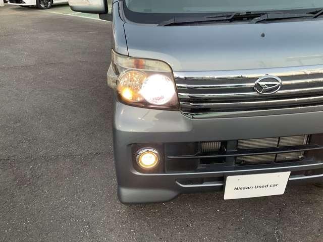 キセノンヘッドランプ