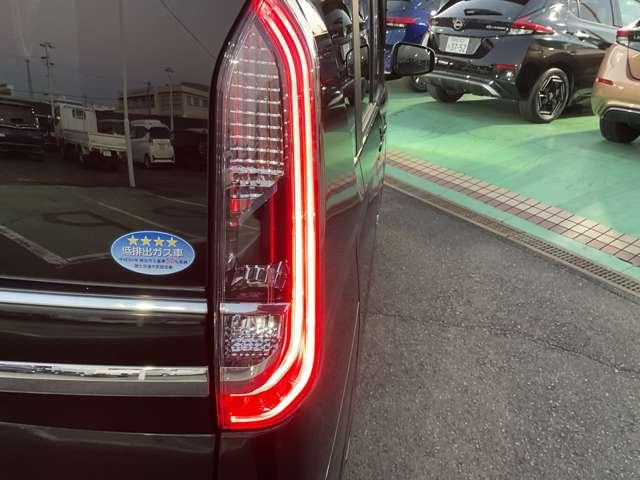 ルークス ６６０　ハイウェイスターＸ　片側オートスライドドア　アイスト　衝突被害軽減ブレ－キ　車線逸脱警報装置　ＬＥＤ　スマートキー　パワーウィンドウ　ワンオーナー　カーテンエアバック　バックカメラ　パワステ　オートエアコン　左右エアバッグ　盗難防止装置　ＡＢＳ（20枚目）