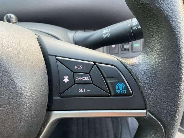 セレナ ２．０　Ｘ　ＭＭ３１７Ｄ－Ｗナビ　アラウンドビューモニター　ワンオ－ナ－車　インテリジェントキー　サイドカメラ　Ａストップ　ＥＴＣ　ドラレコ　レーンキープ　キーレス　メモナビ　ワンセグテレビ　パワーウインドウ　ナビＴＶ　ＡＢＳ　盗難防止システム　エアコン（2枚目）