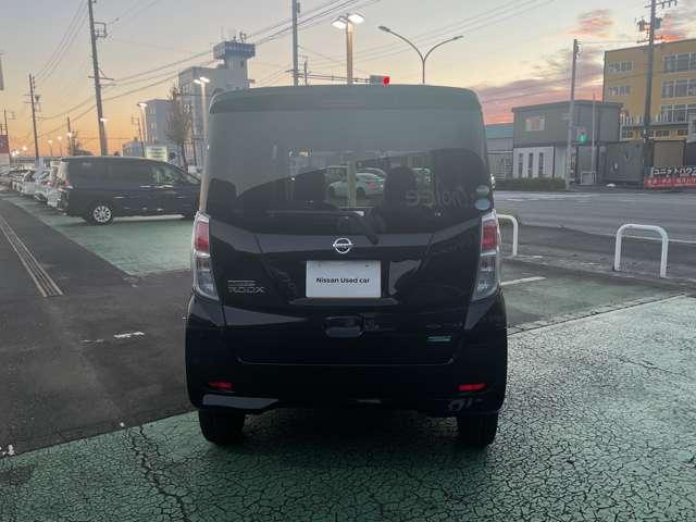 デイズルークス 660 X 社外ナビ 社外ドラレコ プリクラッシュ パワ-スライドドア 全周囲 アイドリングストップ機能 1オーナー車 Sキー ナビTV 点検記録簿付 ETC車載器 ドラレコ 運転席エアバック デュアルエアバッグ フルオートエアコン(4枚目)