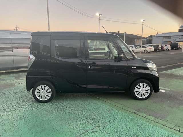 デイズルークス 660 X 社外ナビ 社外ドラレコ プリクラッシュ パワ-スライドドア 全周囲 アイドリングストップ機能 1オーナー車 Sキー ナビTV 点検記録簿付 ETC車載器 ドラレコ 運転席エアバック デュアルエアバッグ フルオートエアコン(6枚目)