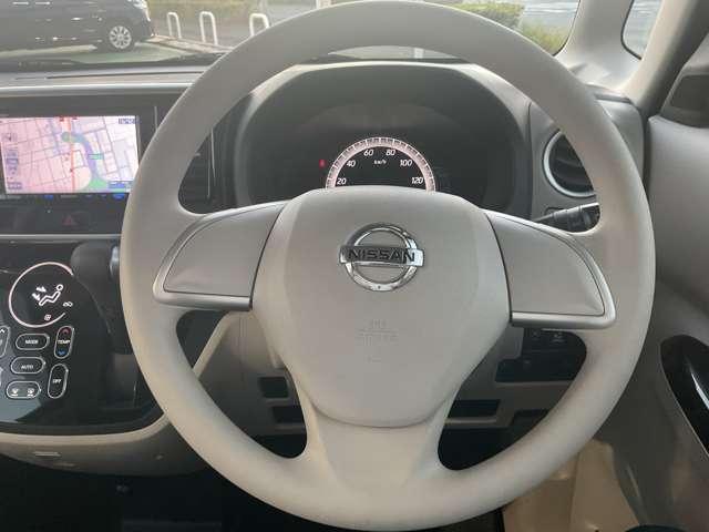 デイズルークス 660 X 社外ナビ 社外ドラレコ プリクラッシュ パワ-スライドドア 全周囲 アイドリングストップ機能 1オーナー車 Sキー ナビTV 点検記録簿付 ETC車載器 ドラレコ 運転席エアバック デュアルエアバッグ フルオートエアコン(13枚目)