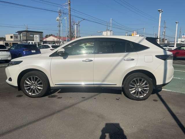 ハリアー 2.0 プレミアム トヨタ純正カーナビ ETC カーテンエアバッグ クルーズC 記録簿あり Bカメラ LEDライト メモリナビ オートエアコン エアバッグ AW パワーウィンドウ ナビ&TV キーレス パワステ ドラレコ ABS 助手席エアバック(2枚目)