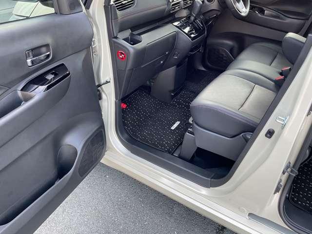 ルークス ６６０　ハイウェイスターＧターボ　プロパイロット　エディション　ＭＭ２２３Ｄ－Ｌナビ　プロパイロット　両側パワードア　プリクラッシュセーフティー　メモリナビ　アダプティブクルコン　レーンキープ　展示試乗車ＵＰ　禁煙　インテリキ－　ＥＴＣ　ＬＥＤヘッドライト　アイドリングストップ　ドライブレコーダー（15枚目）