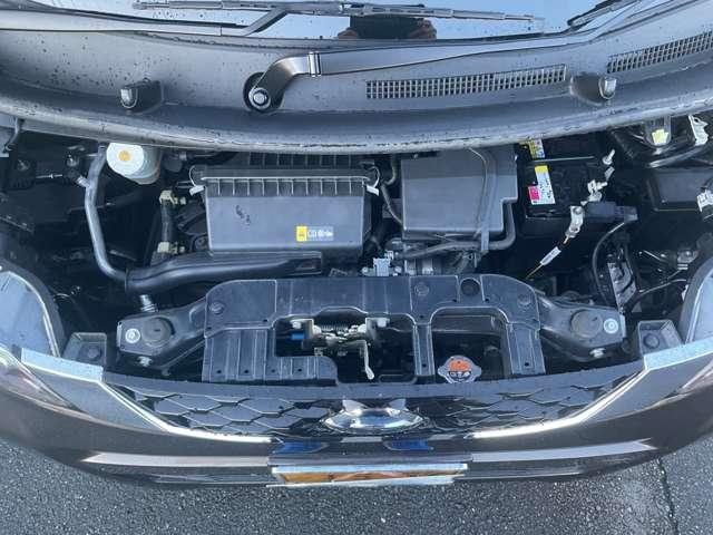 ルークス 660 X MM320D-Lナビ アラウンドビューモニター 前後衝突軽減ブレーキ ワンオーナー車 車線逸脱防止 ETC スマートキー キーフリー i-stop フルオートエアコン パワーウインドウ バックカメラ 盗難防止 カーテンエアバッグ Wエアバック(9枚目)