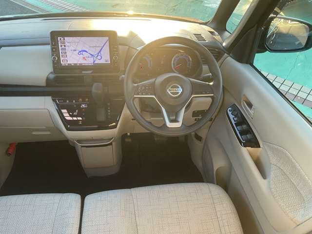 ルークス 660 X MM320D-Lナビ アラウンドビューモニター 前後衝突軽減ブレーキ ワンオーナー車 車線逸脱防止 ETC スマートキー キーフリー i-stop フルオートエアコン パワーウインドウ バックカメラ 盗難防止 カーテンエアバッグ Wエアバック(10枚目)