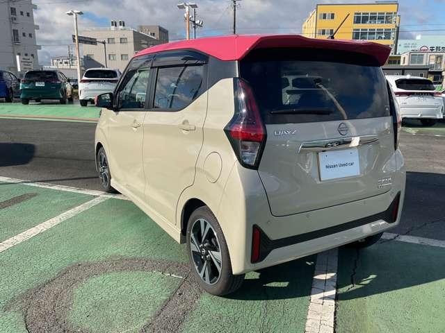 デイズ ６６０　ハイウェイスターＧターボ　プロパイロット　エディション　日産純正ナビ　ドライブレコーダー　ＥＴＣ　アルミ　エアバック　エアコン　メモリ－ナビ　ナビ　整備記録簿有　ＡＢＳ　パワーウィンドウ　ＰＳ　ワンオナ（8枚目）