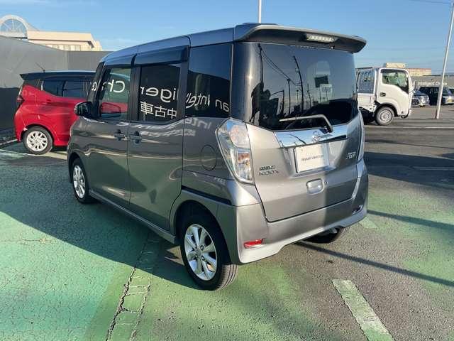 デイズルークス ６６０　ハイウェイスター　Ｘターボ　ナビ・ＴＶ　左側パワスラ　サイドエアバック　Ｗエアバック　アイドリングＳＴＯＰ　ワンオーナー　スマートキー＆プッシュスタート　ＬＥＤヘッドライト　キーレスエントリー　Ｂカメラ　パワステ　エアコン（13枚目）