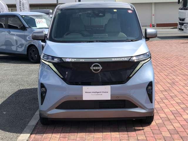 サクラ Ｇ　Ｎｉｓｓａｎ　Ｃｏｎｎｅｃｔナビ　レーンアシスト　ＬＥＤヘッドランプ　スマートキー　禁煙　ＥＴＣ車載器　ＡＣ　ドライブレコーダー　キーレス　レーダークルーズ　バックカメラ　寒冷地仕様　盗難防止システム　メモリーナビ　ＡＢＳ　Ｐアシスト（5枚目）