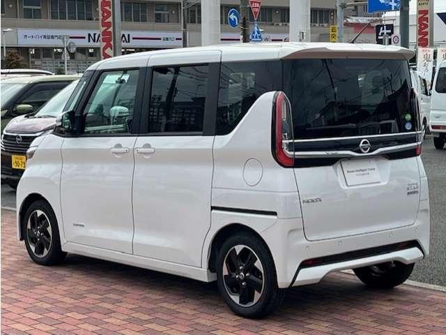 ルークス 660 ハイウェイスターX ナビTV アラウンドカメラ フロントドライ アイスト 衝突被害軽減ブレ-キ マルチビューカメラ 車線逸脱警報装置 LED スマートキー パワーウィンドウ ワンオーナー カーテンエアバック ドライブレコーダー ナビTV バックカメラ 記録簿(4枚目)