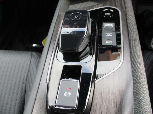 NISSAN AURA G LEATHER EDITION