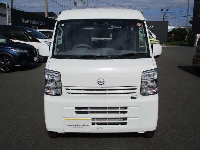 クリッパーバン 660 DX GLパッケージ ハイルーフ 日産純正ナビTV バックカメラ ドライブレ インテリジェントエマージェンシーブレーキ LEDヘッドランプ キーレス パワーウィンドウ ドラレコ バックカメラ ETC アイドリングストップ パワステ 禁煙車 運転席エアバック 助手席エアバック(3枚目)