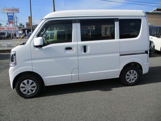 クリッパーバン 660 DX GLパッケージ ハイルーフ 日産純正ナビTV バックカメラ ドライブレ インテリジェントエマージェンシーブレーキ LEDヘッドランプ キーレス パワーウィンドウ ドラレコ バックカメラ ETC アイドリングストップ パワステ 禁煙車 運転席エアバック 助手席エアバック(5枚目)